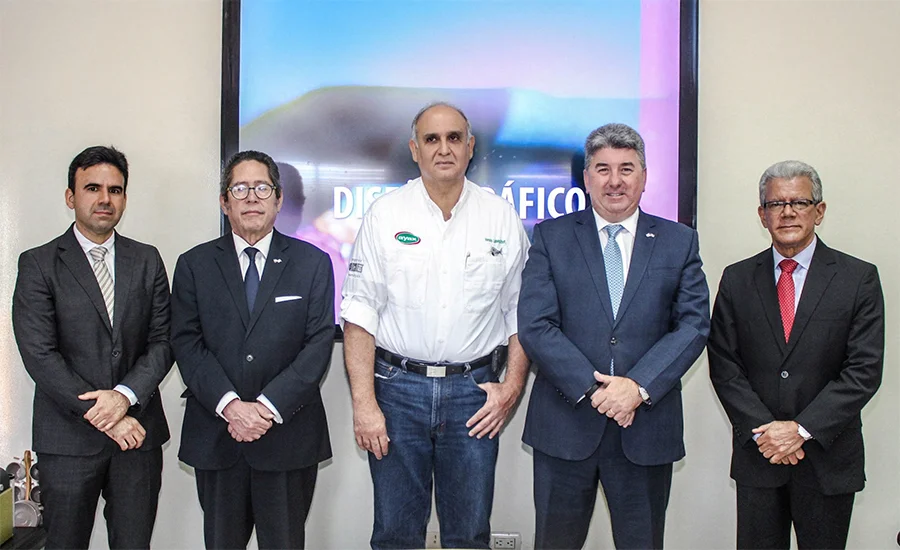 luis-carlos-alvarez-fernando-Gonzalez-Nicolas-Chris-Campbell-y-Ludwig-Schott